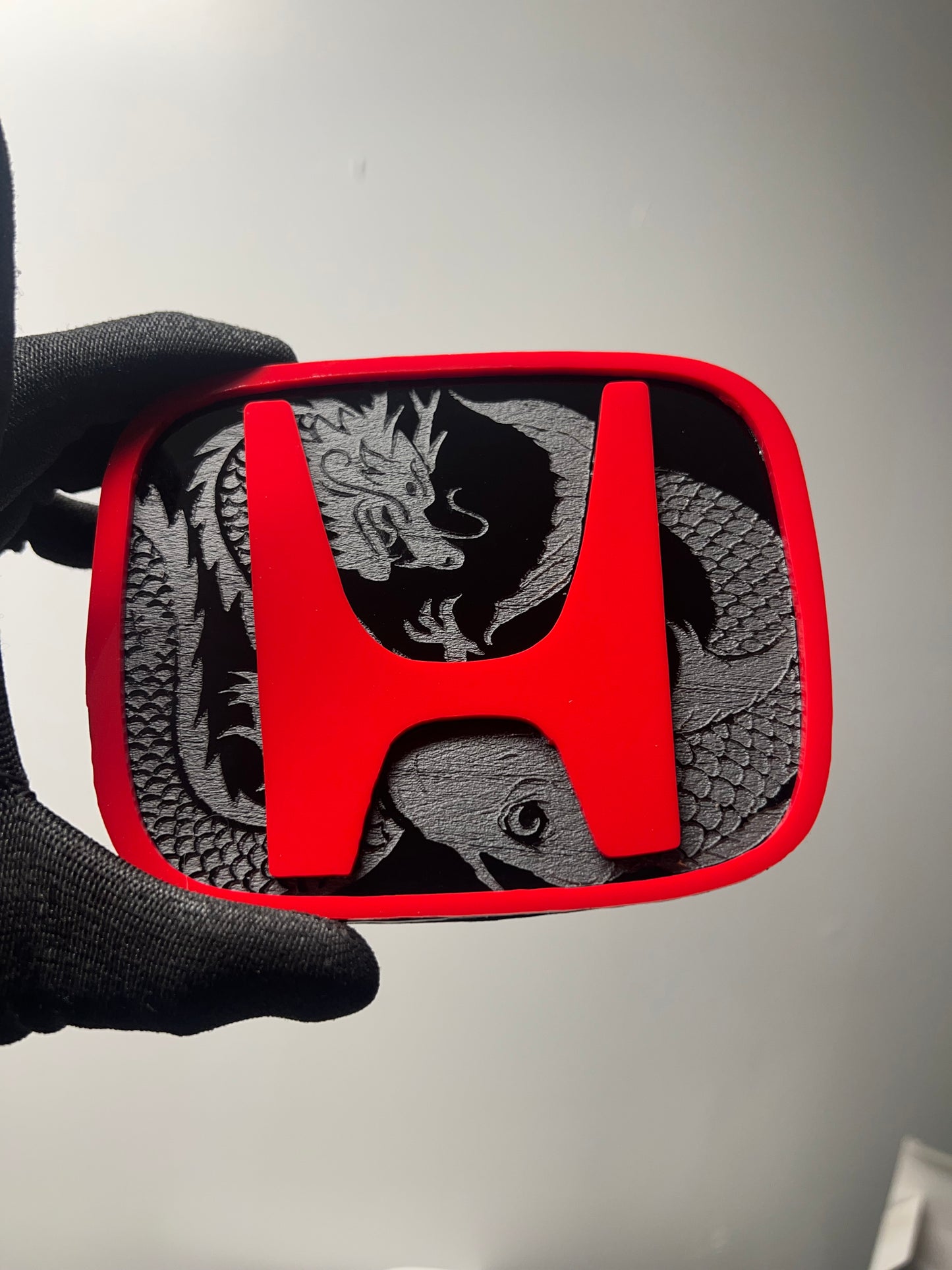 (H) V2 DRAGON/KOI FISH