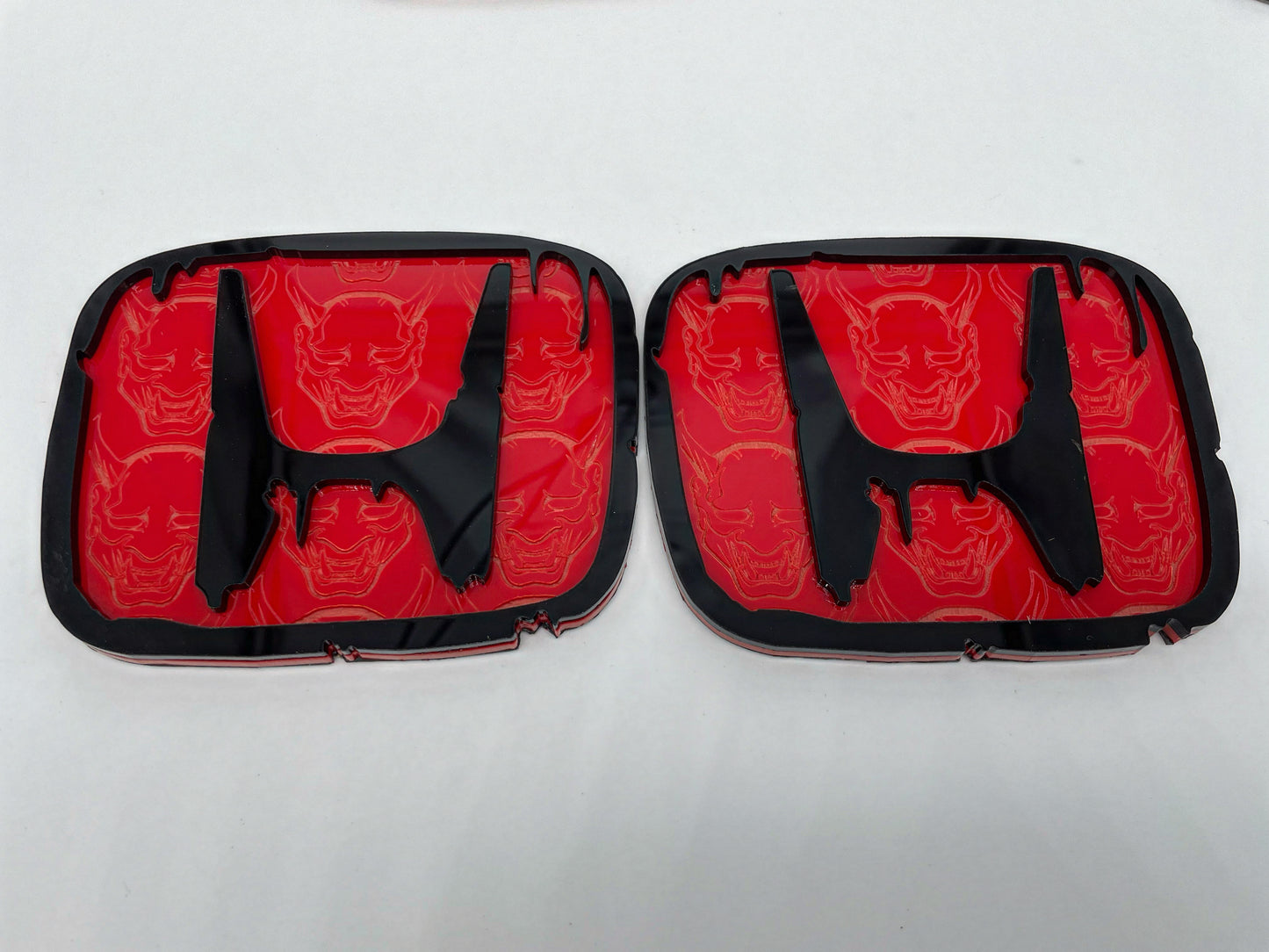 BADGES (H) V2 DRIP ONI MASK
